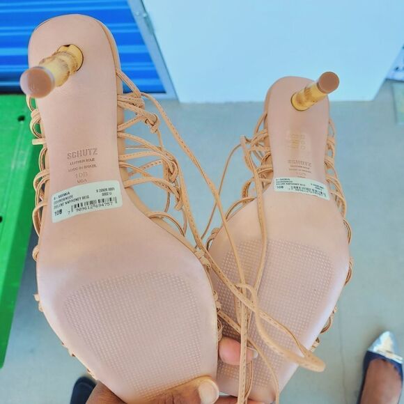 SCHUTZ    - Picture 10 of 16